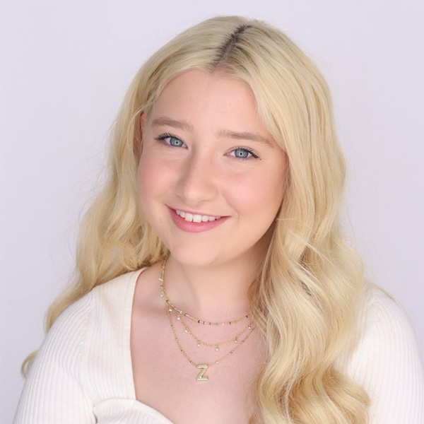 Zoe Howard